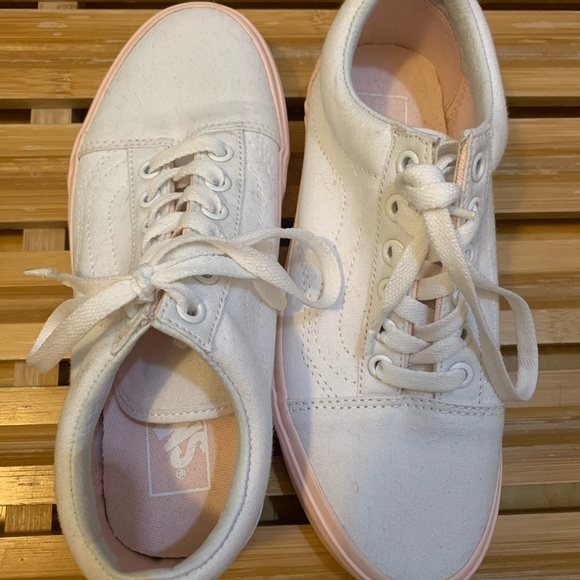 White and light pink Vans shoes - Picture 3 of 5